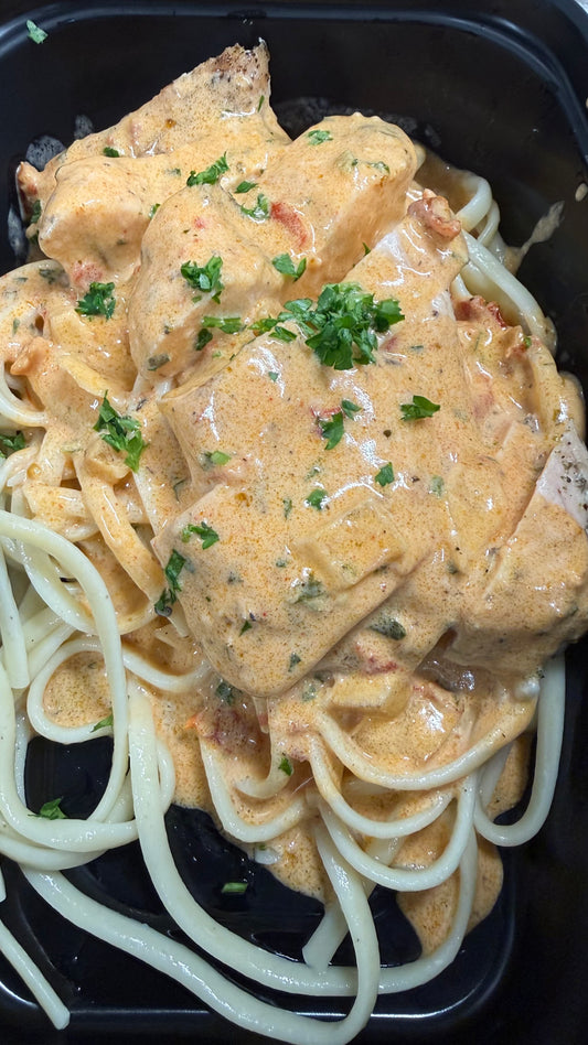 Marry Me Chicken over Linguine with Green Beans