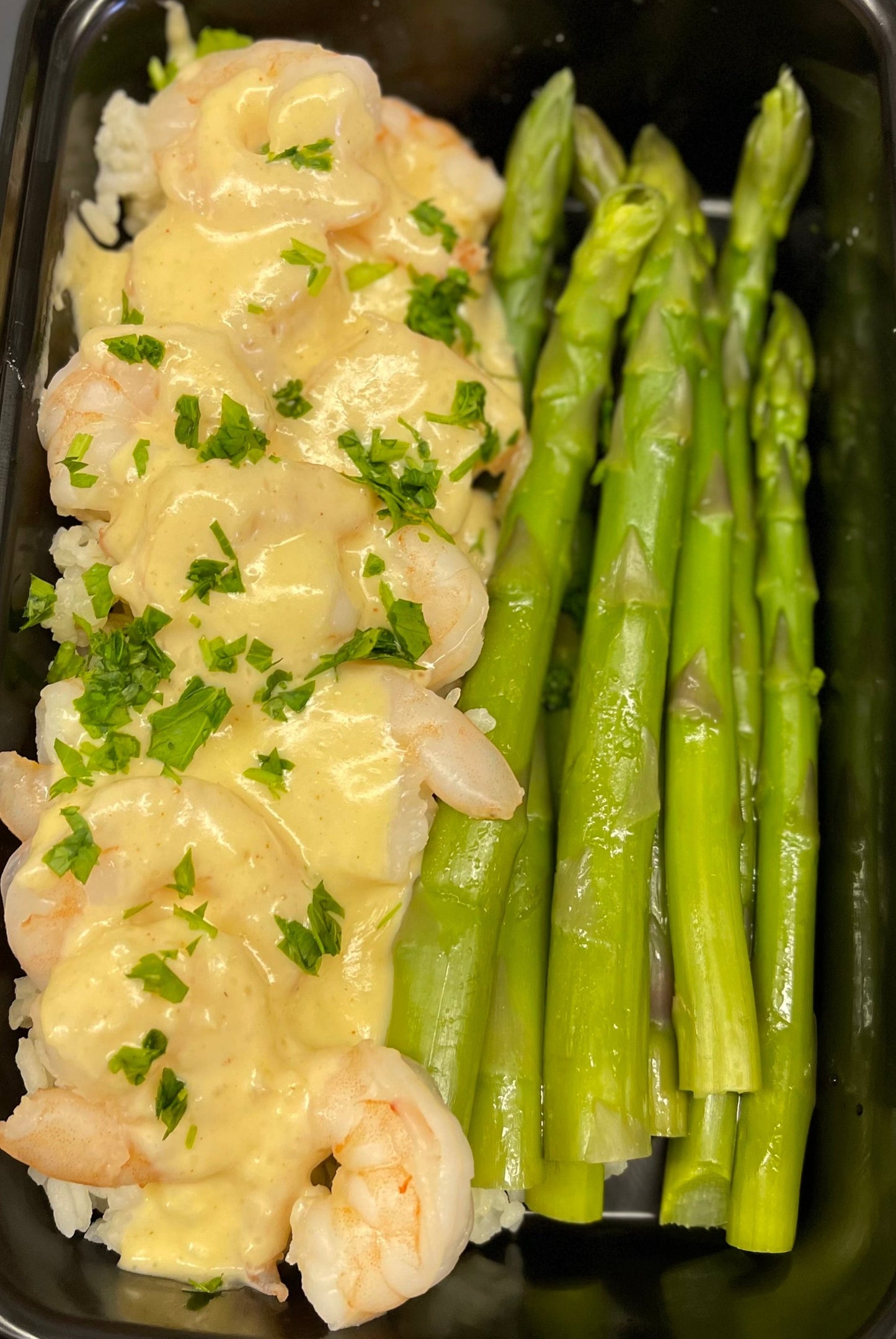 Creamy Garlic Shrimp over Rice w/ Asparagus