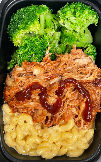 BBQ Pulled Chicken with Mac 'n Cheese and Steamed Broccoli