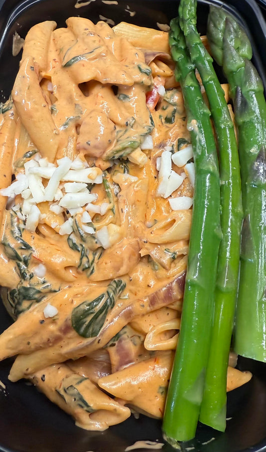 Chicken Pasta a la Rosa with Steamed Asparagus
