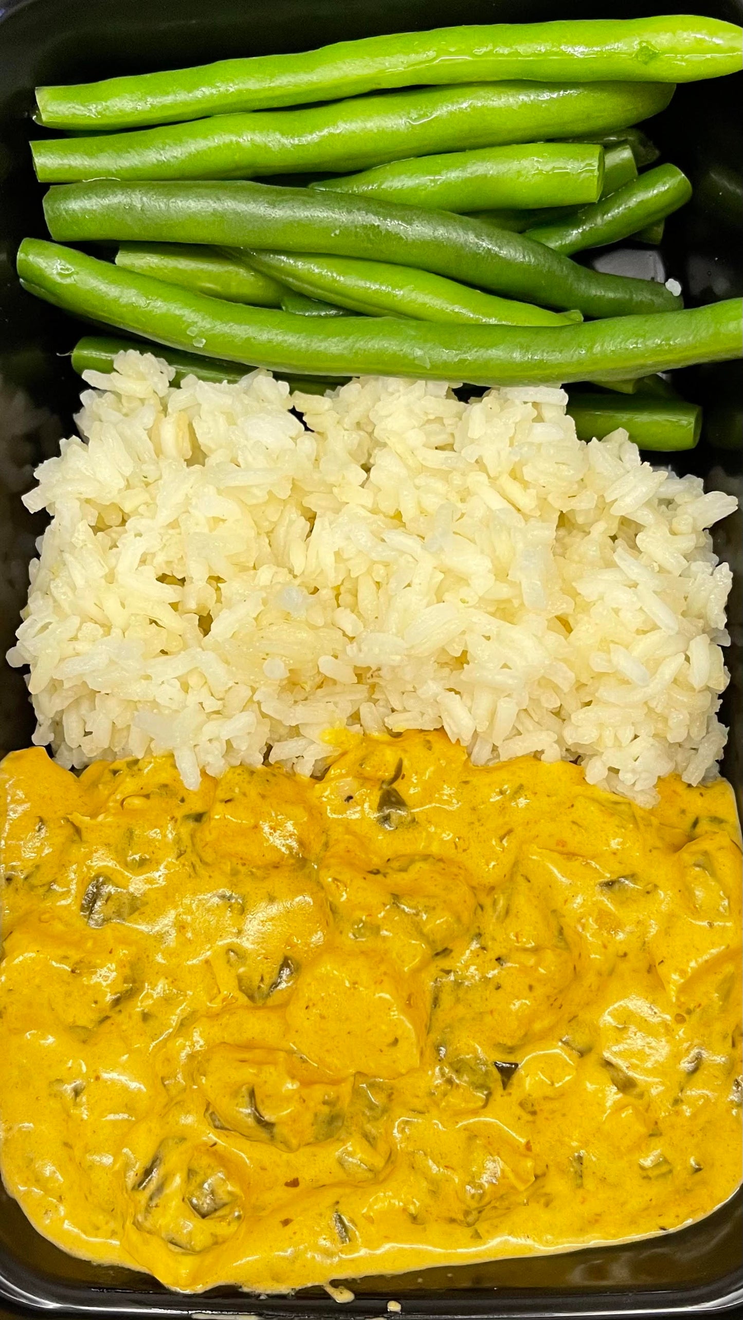 Creamy Tuscan Chicken w/ Rice & Green Beans